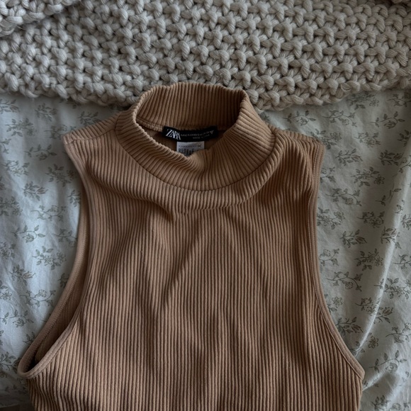 Zara tank top - Picture 2 of 2